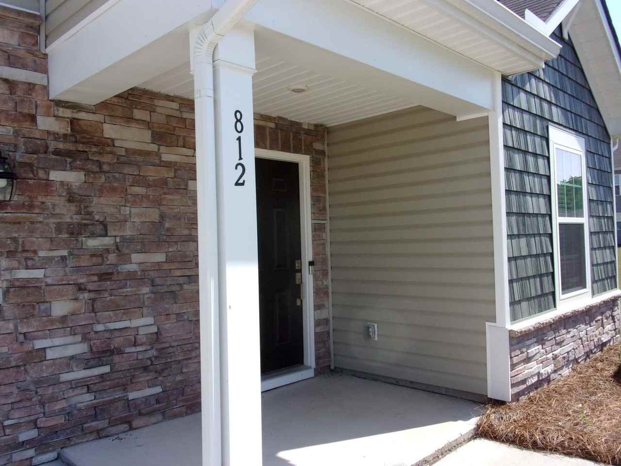 812 Wood Village Dr - Photo 3 of 33