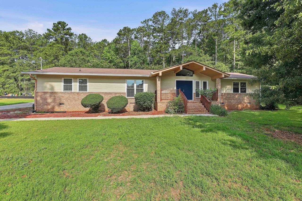 230 New Oak Ridge Trl - Photo 2 of 20
