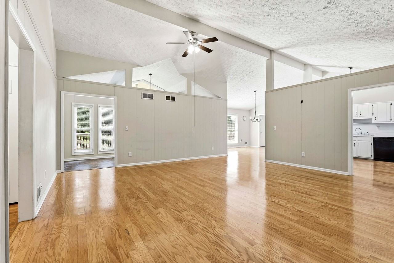 230 New Oak Ridge Trl - Photo 7 of 20