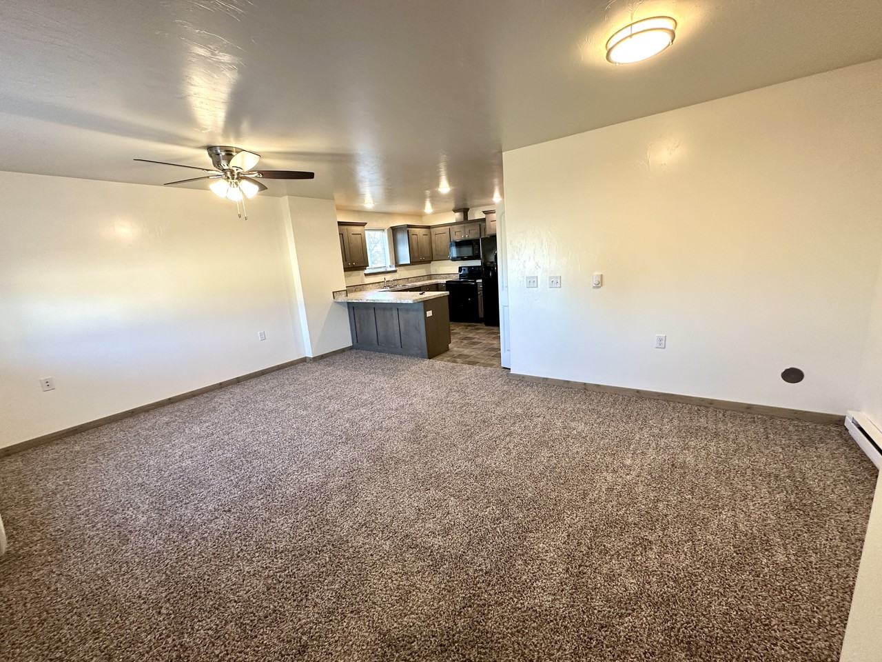 1220 Linden St #2 - Photo 3 of 17