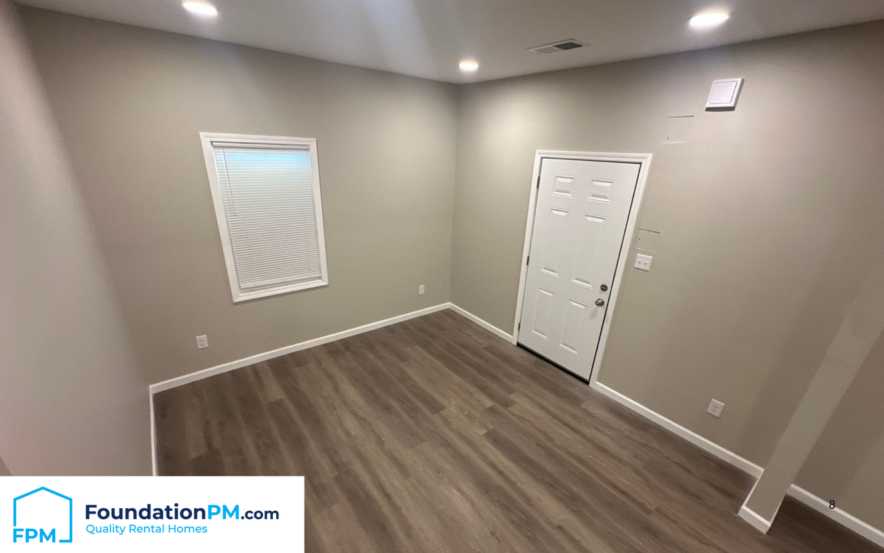 772 Pearce St #1 - Photo 7 of 18