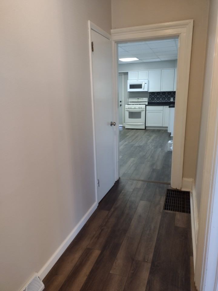 679 W Stephenson St Lowr #1 - Photo 4 of 8