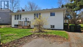 44 Westcomb Cres Uppr Level - Photo 1 of 1