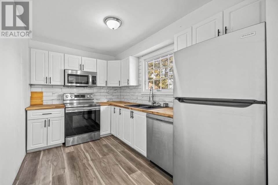 44 Westcomb Cres Uppr Level - Photo 6 of 18