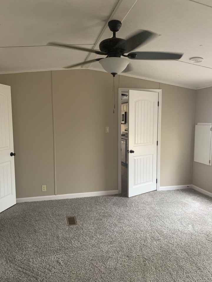 42 Yoakum Cir #1 - Photo 7 of 18
