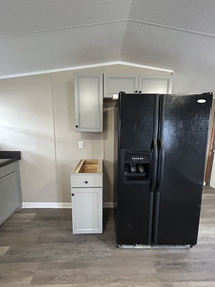 210 Tyler St #1 - Photo 7 of 18