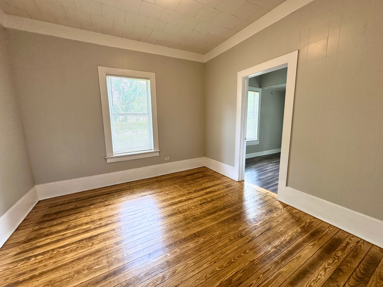 706 Cherokee St - Photo 5 of 14
