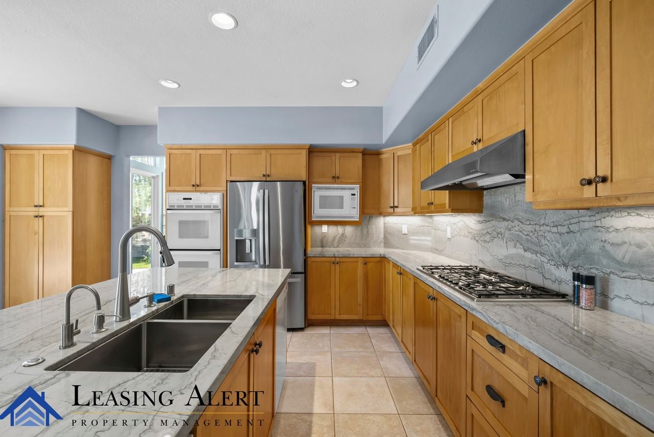 23367 Camford Pl #1 - Photo 7 of 26