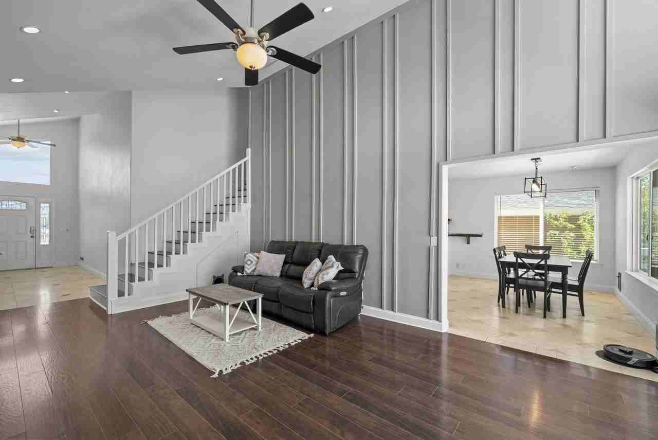 14625 Flintstone Dr #1 - Photo 7 of 32