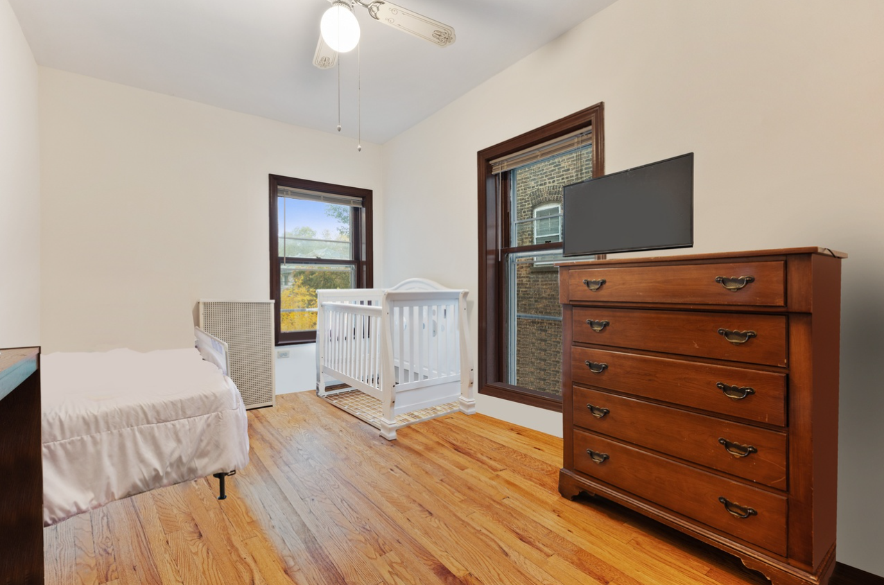 1119 W North Shore Ave #2 - Photo 4 of 14