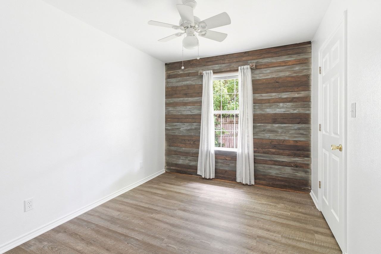 406 S Maxey St #1 - Photo 7 of 50