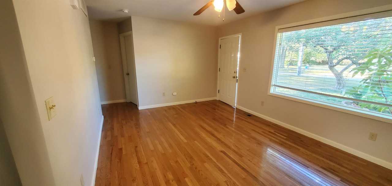 5044 N Salina St #1 - Photo 3 of 10