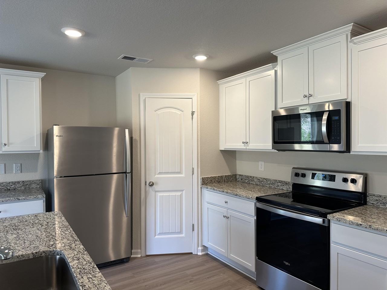 3003 Crescent Lake Ln #1 - Photo 6 of 17