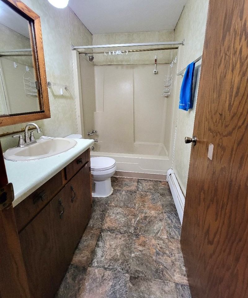 923 E Wausau Ave - Photo 6 of 17