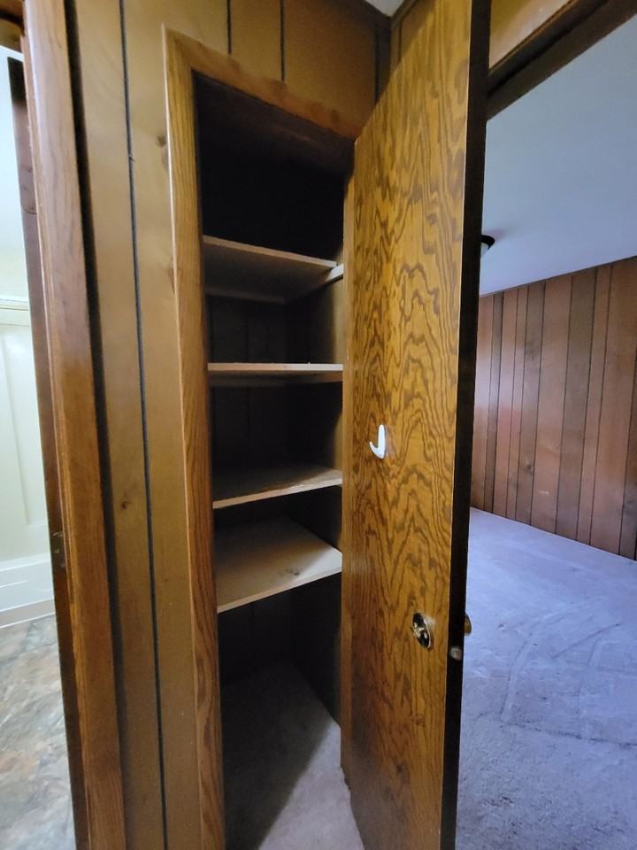 923 E Wausau Ave - Photo 7 of 17