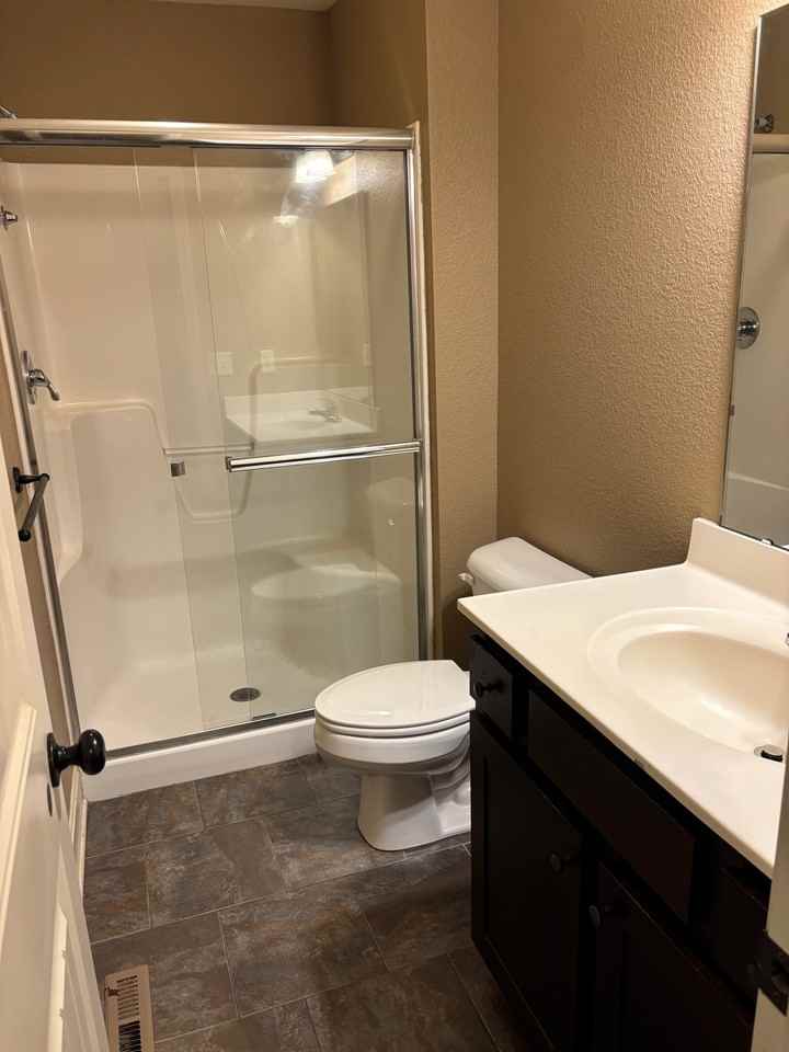4341 Ne 83rd St #1 - Photo 7 of 10