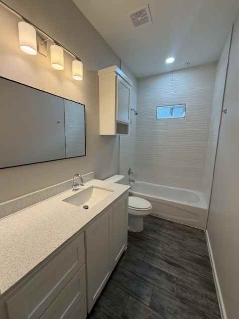1229 Country Club Dr #3 - Photo 7 of 13