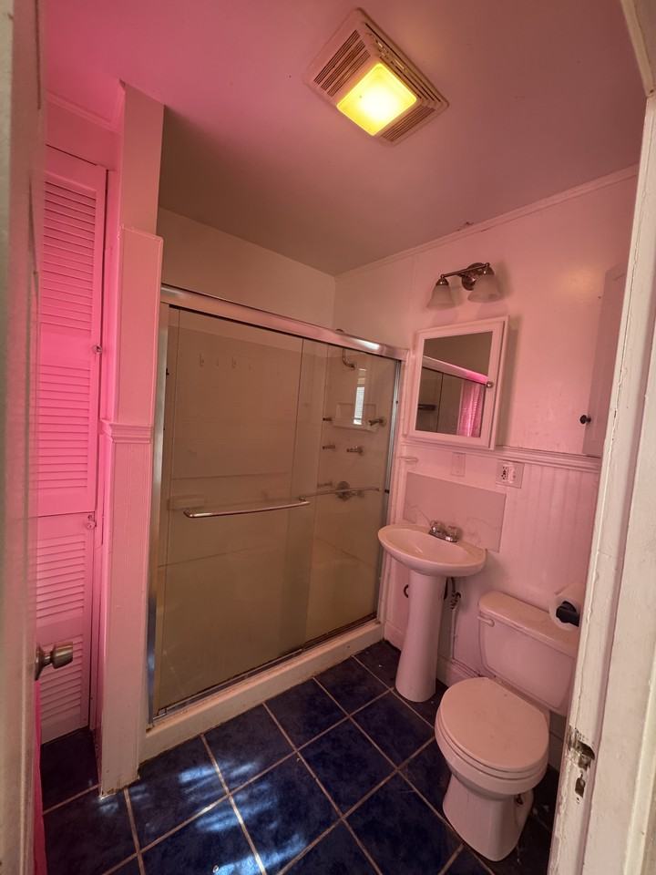 646 Birch St #1 - Photo 5 of 8