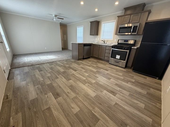 15974 Villaire Ave #445 - Photo 6 of 25