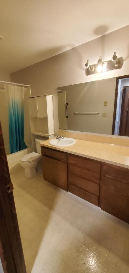 1500 23rd Ct Se #2 - Photo 7 of 10