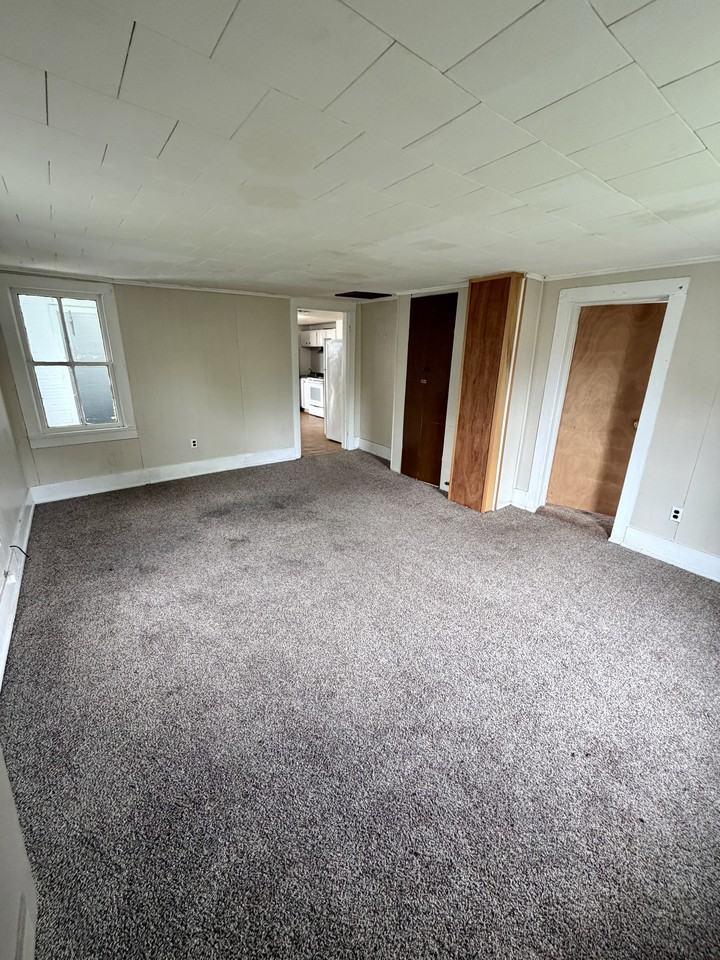 255 Rochester St #255 - Photo 7 of 11