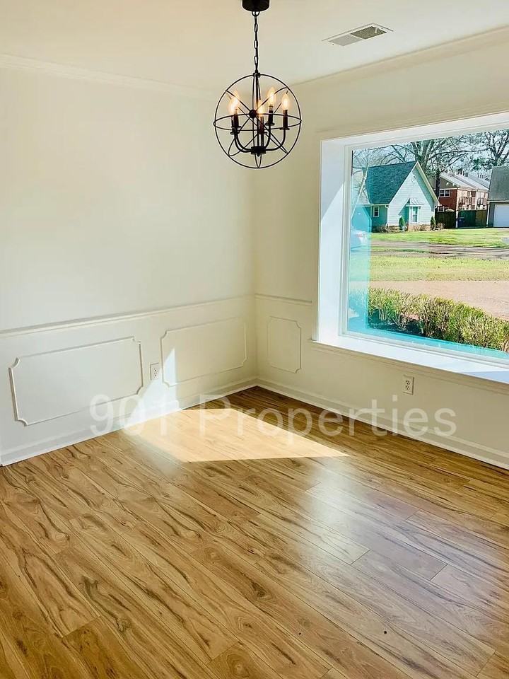 1602 Bubbling Brook Dr #1 - Photo 2 of 15