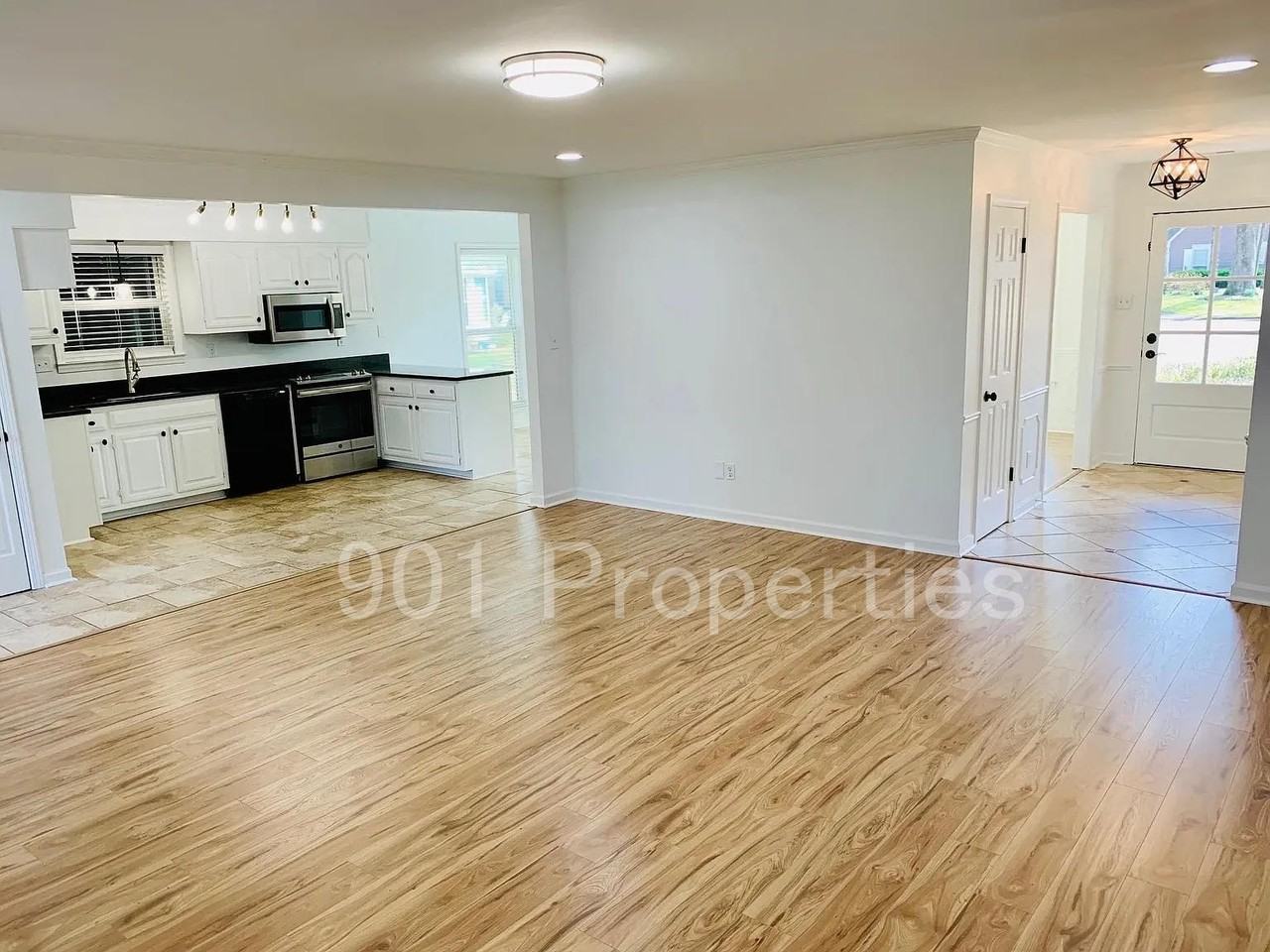 1602 Bubbling Brook Dr #1 - Photo 6 of 15