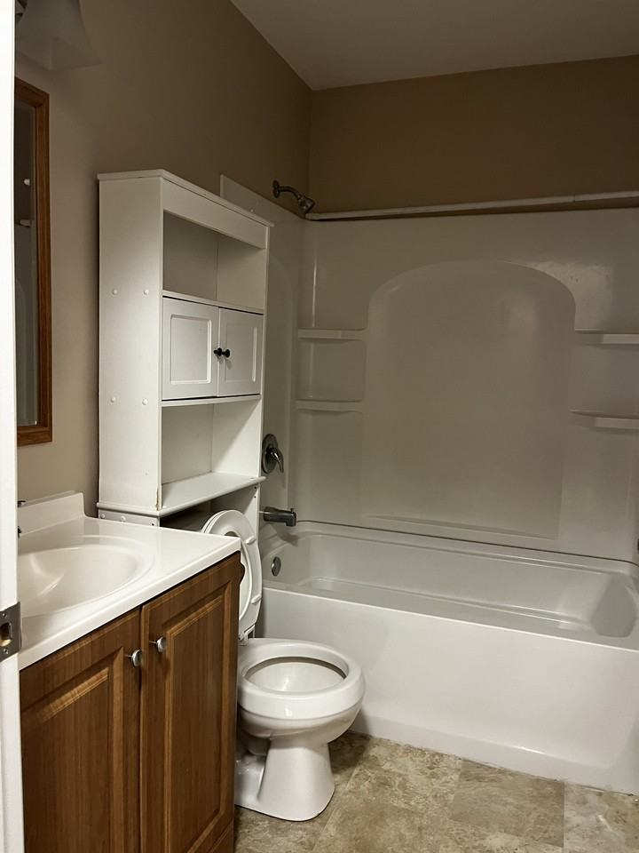 503 W Elm Dr #14 - Photo 4 of 12