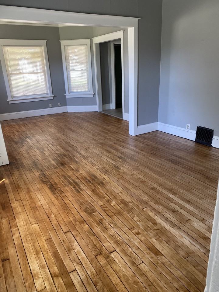 2716 N 23rd St #2716 - Photo 2 of 2