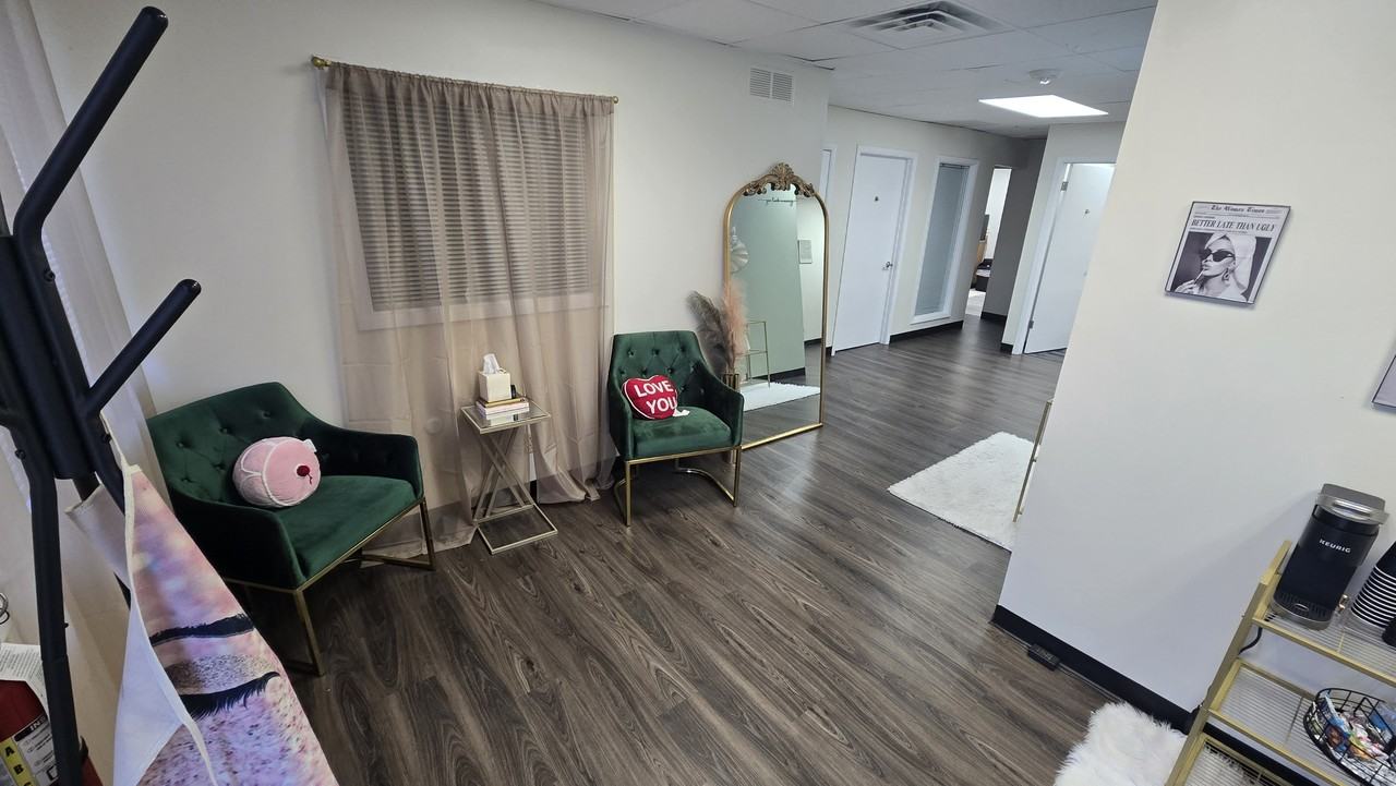 815 Office Park Rd #09 - Photo 3 of 14