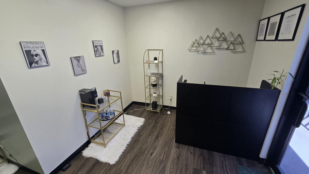 815 Office Park Rd #09 - Photo 4 of 14