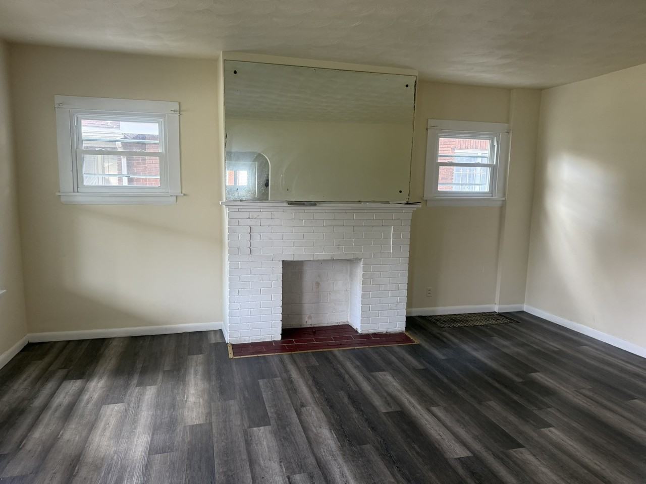 33 W Judson Ave #1 - Photo 2 of 11