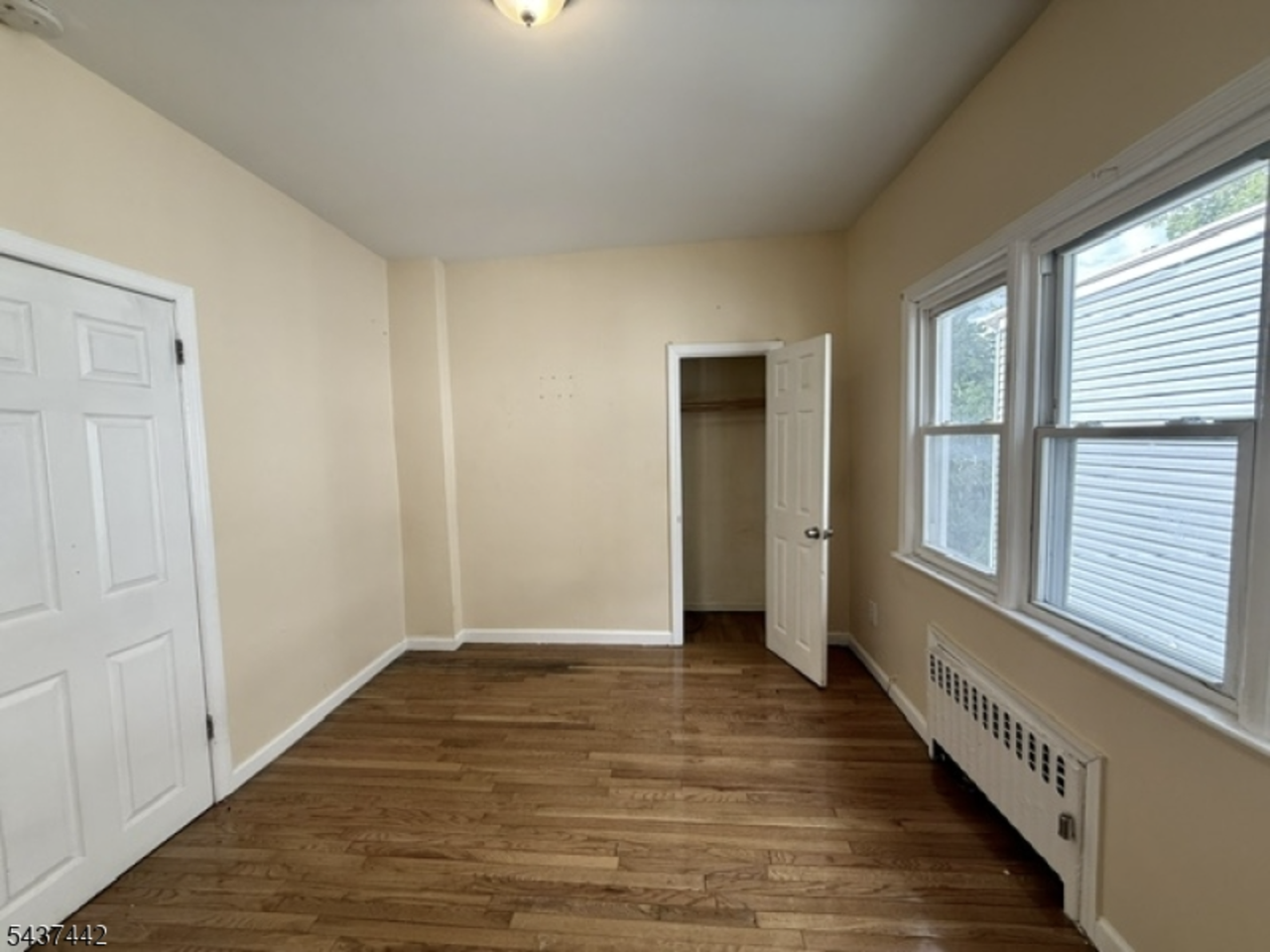 305 Sanford Ave #2 - Photo 2 of 10
