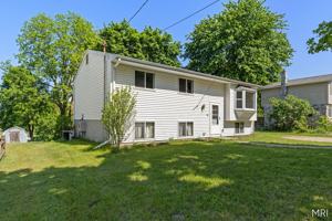 featured image of 301 Stadium Dr #1