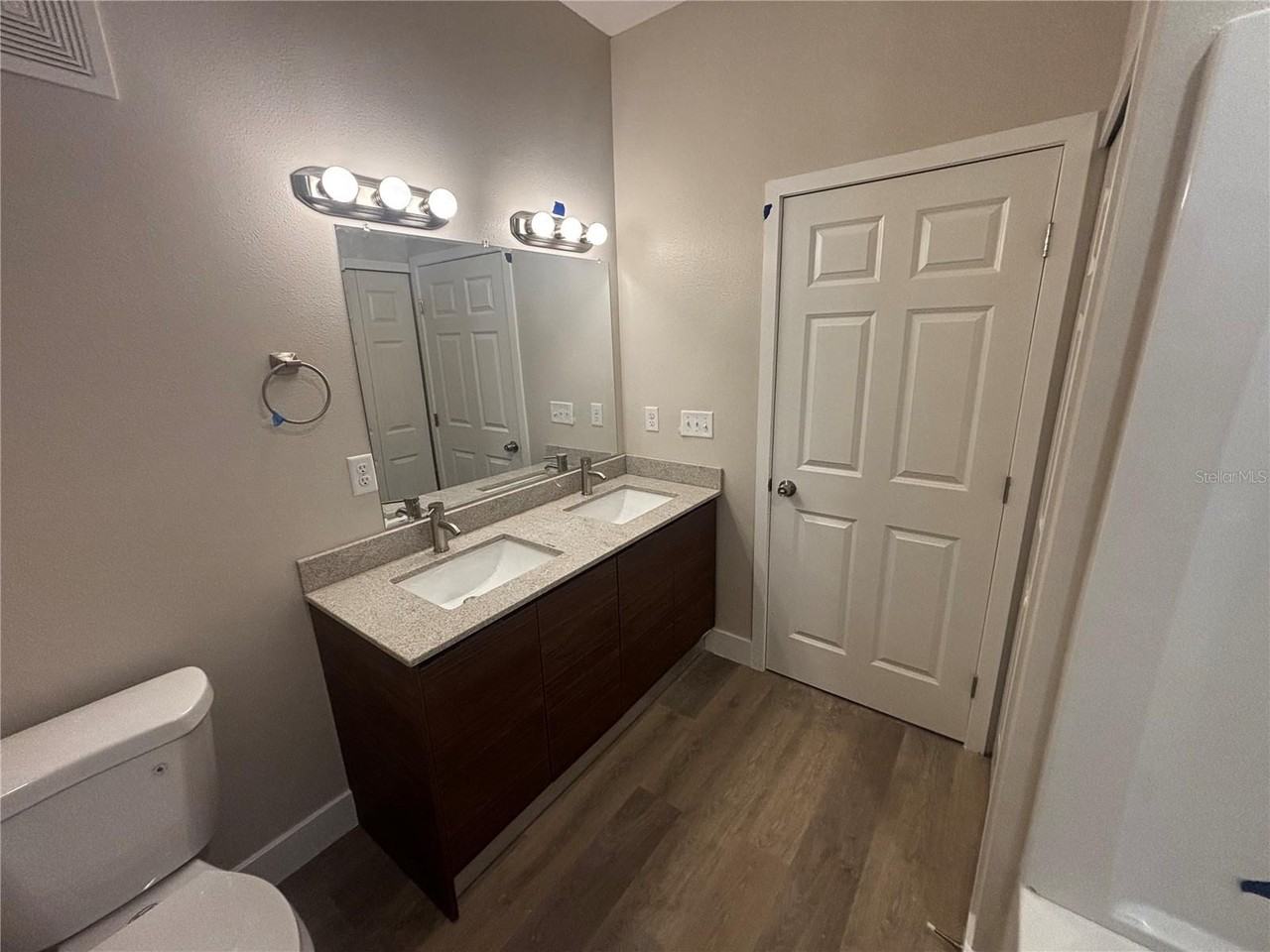 4424 S Texas Ave #1-205 - Photo 6 of 32