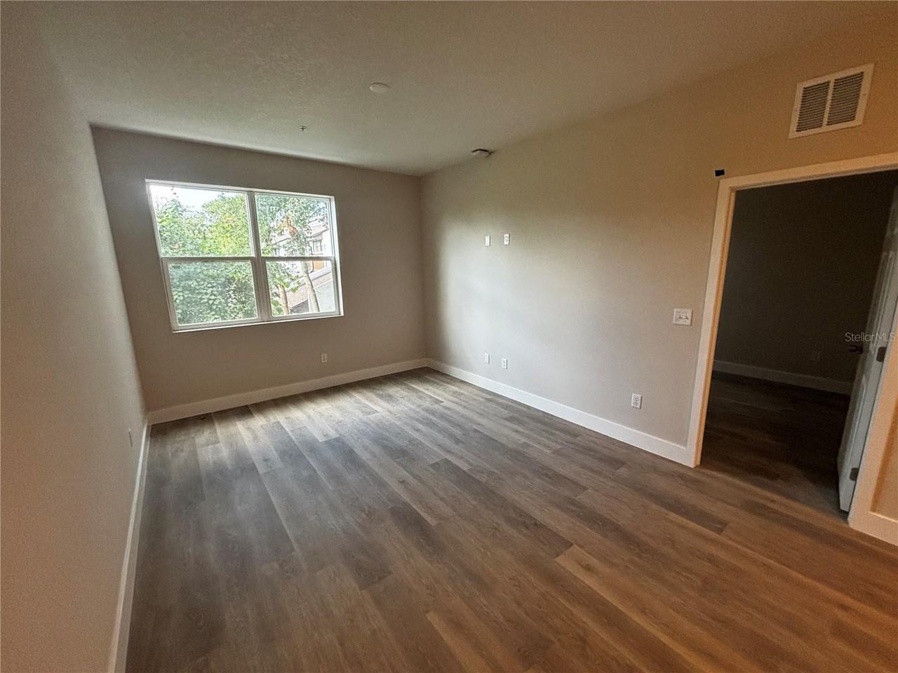 4424 S Texas Ave #1-205 - Photo 7 of 32