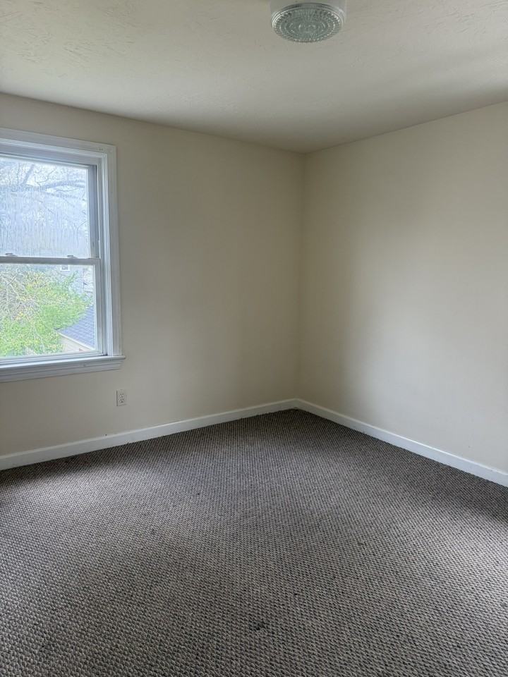 126 Wesley Ave #1 - Photo 6 of 9