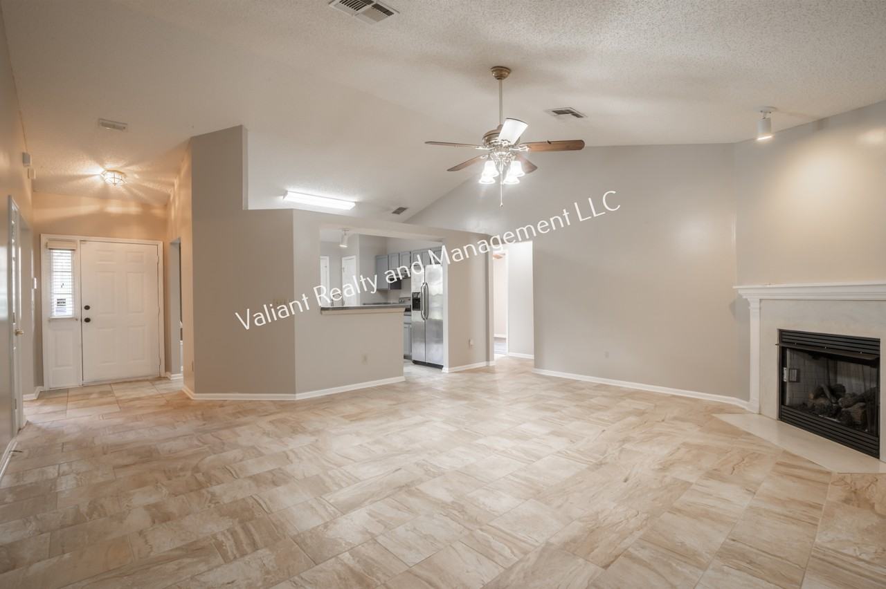 1736 Daytona Ln #1 - Photo 6 of 23