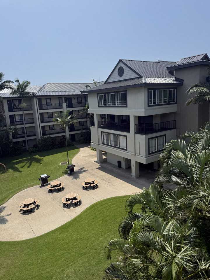 The Waterfront Apartments at Kahului - Photo 5 of 21