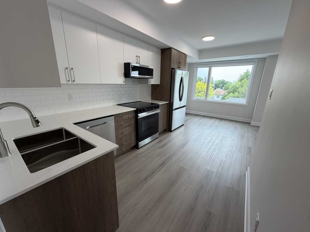 258 Montfort Street - Photo 5 of 18