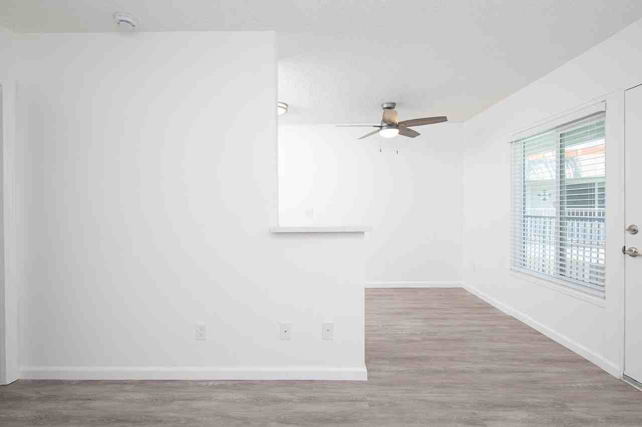Aztec Pacific Apartments - Photo 7 of 30