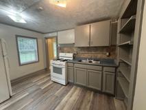 420-422 Pennsylvania Ave - Photo 1 of 1