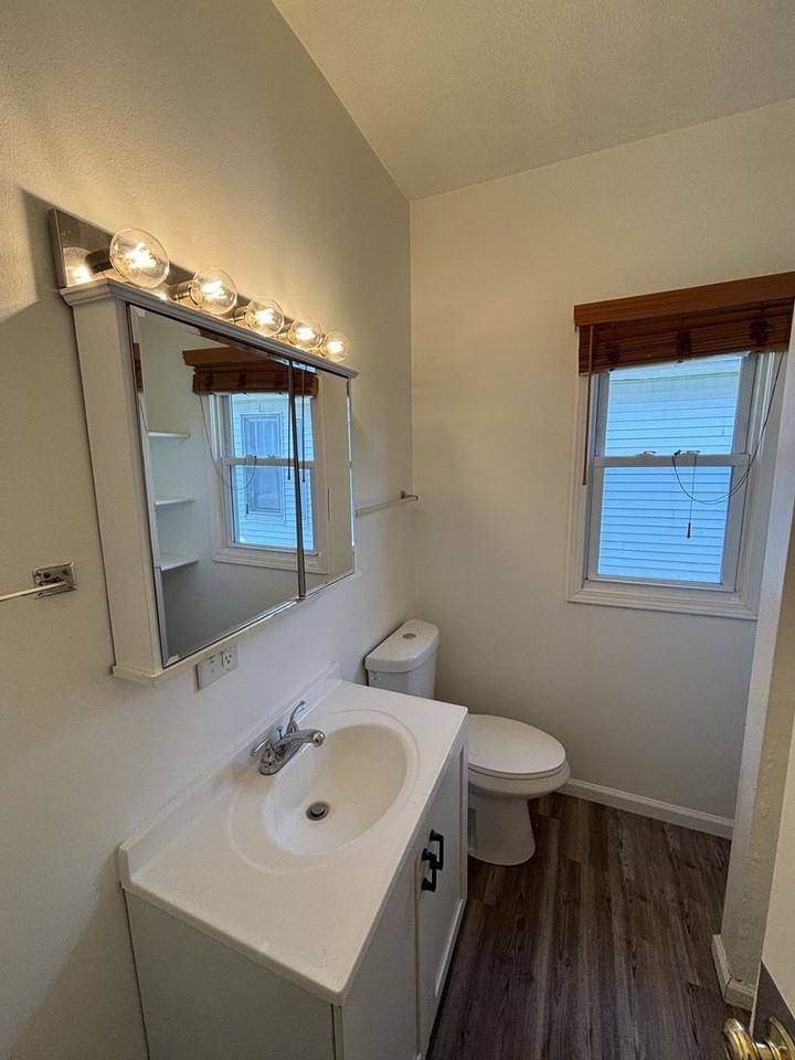 1506 Philo Road. Unit B - Photo 7 of 17