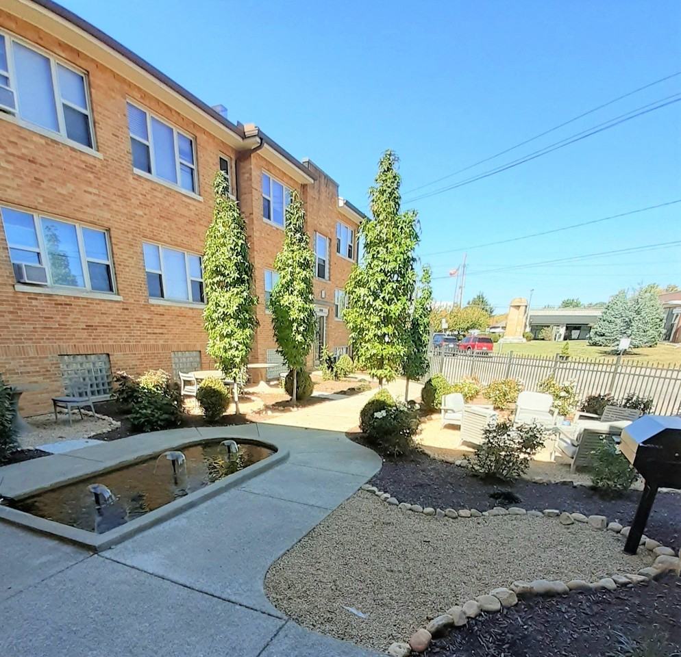 Cincinnati Premier Living* - Photo 3 of 50