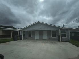 1005 N Quincy Ave - Photo 1 of 1