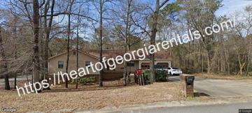 featured image of 201 Dogwood Gln