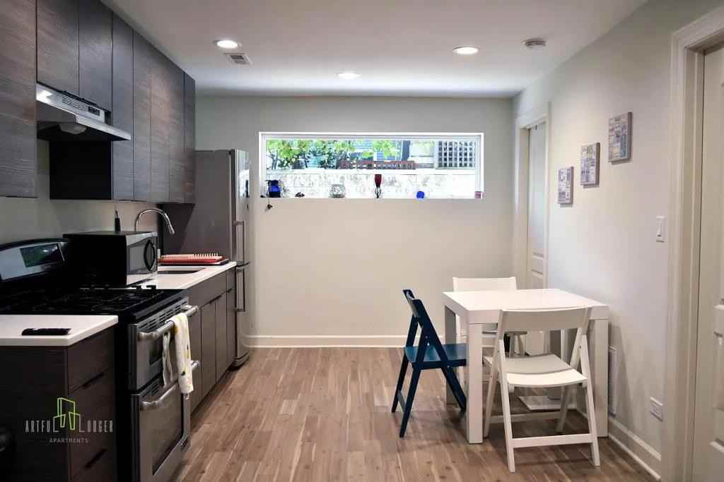 419 W Eugenie St - Photo 2 of 10
