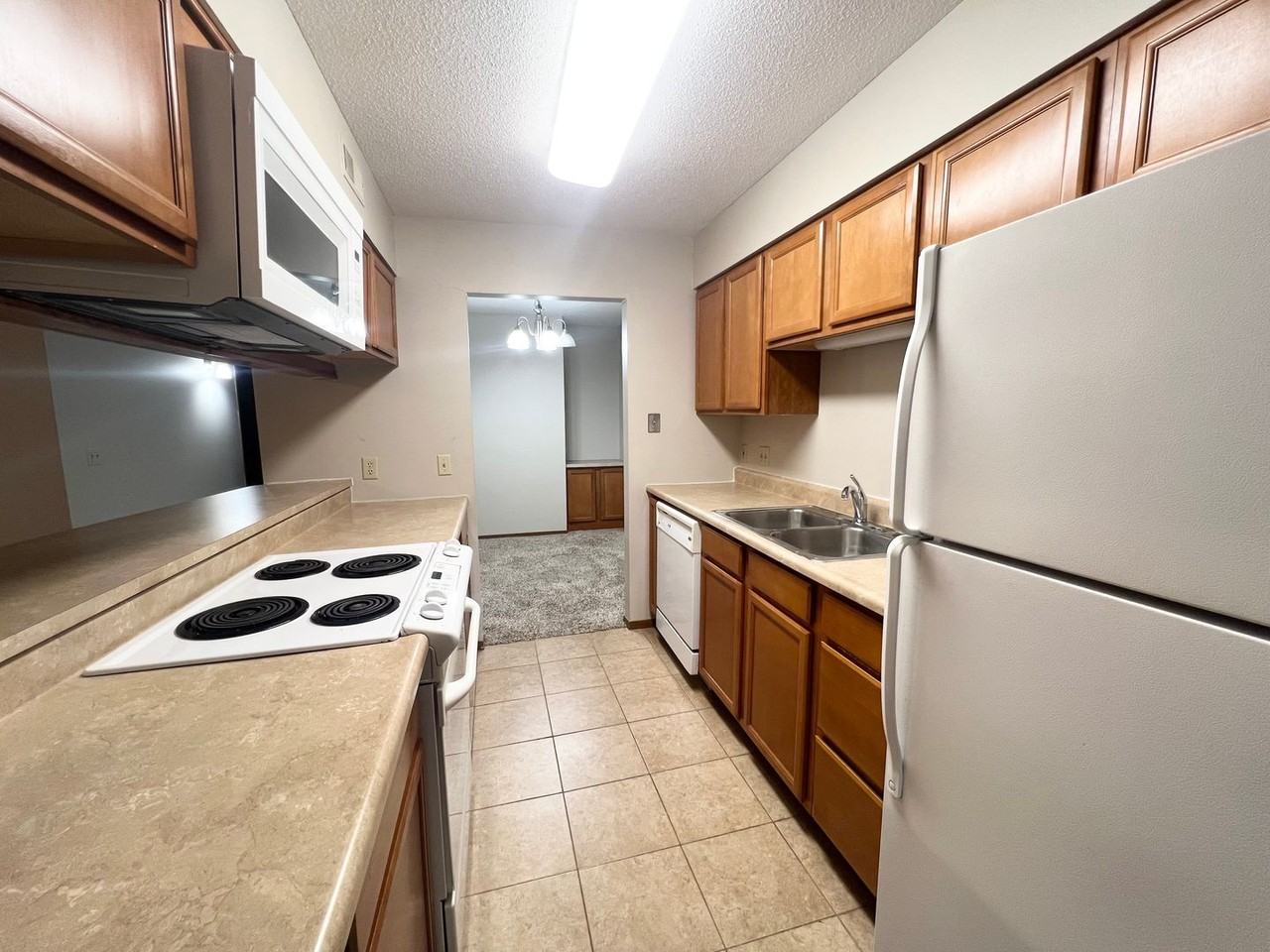 2700 W Willowlake - Photo 6 of 35
