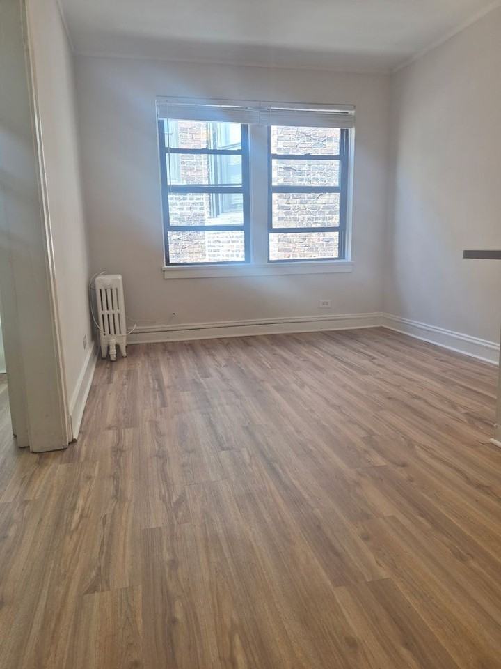5210-14 S. Woodlawn - Photo 2 of 12