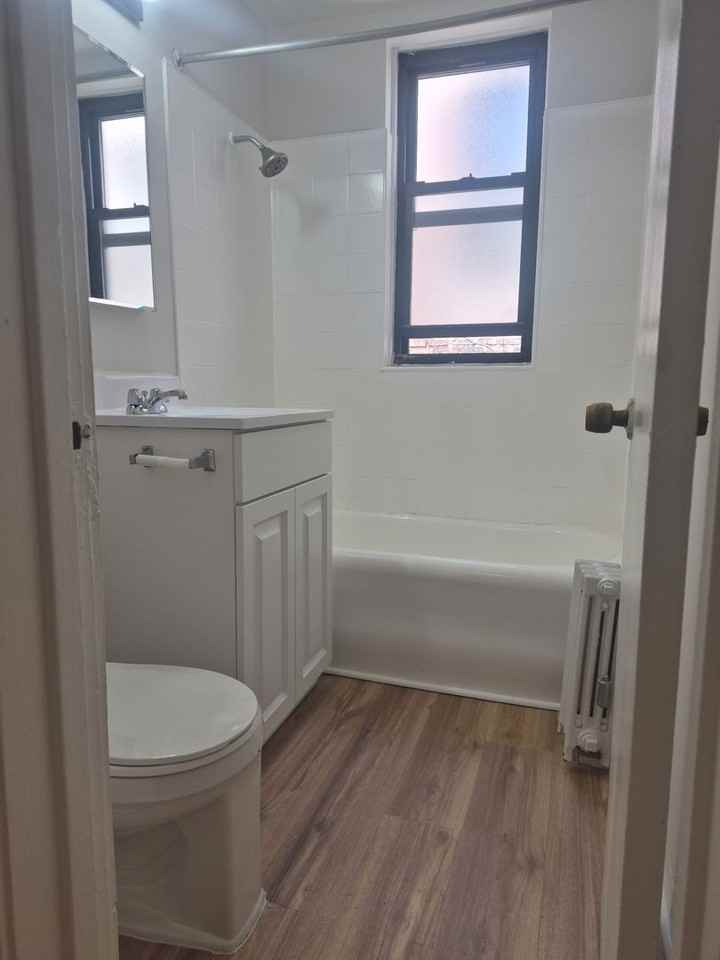 5210-14 S. Woodlawn - Photo 6 of 12